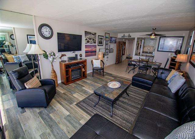 Capri Beach Accommodations At Capri By The Sea San Diego Exterior photo